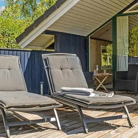 3 Bedroom Gorgeous In Vaeggerlose *