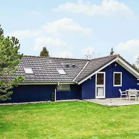 3 Bedroom Gorgeous In Vaeggerlose Feriehus