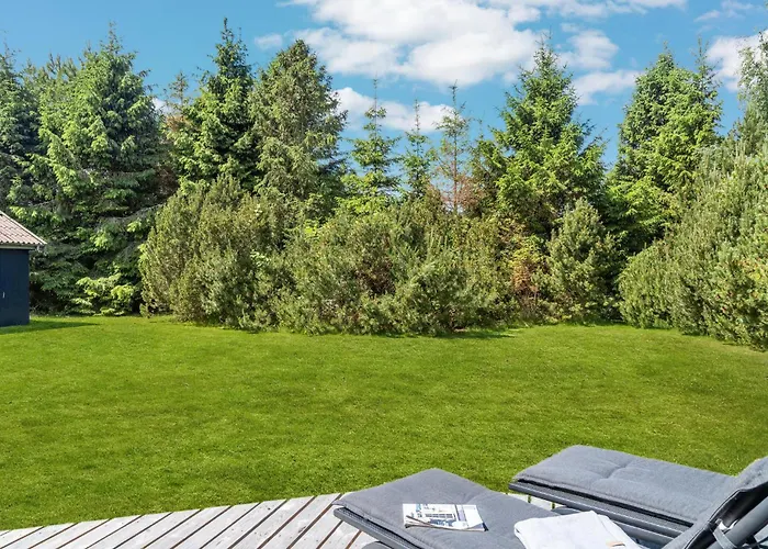 3 Bedroom Gorgeous In Vaeggerlose Сasa de vacaciones Bøtø By